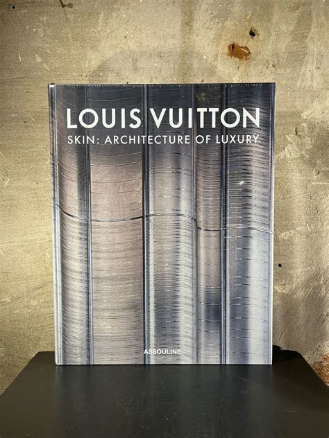 boek louis vuitton|Louis Vuitton amsterdam.